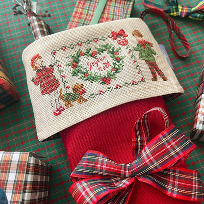 La botte ”Noël écossais”(スコットランドのクリスマスブーツ) クリスマス飾りクロスステッチキット VERONIQUE ENGINGER(ヴェロニク・アンジャンジェ)デザイン クロスステッチキット