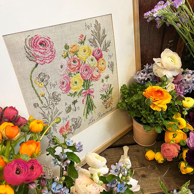"Étude aux renoncules" (ラナンキュラスの研究) 壁掛け お花 シリーズ VERONIQUE ENGINGER(ヴェロニク・アンジャンジェ)デザイン クロスステッチキット