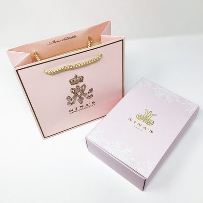 NINA’S Tea Tin 2-Piece Gift Set (Includes NINA’S limited-edition box, shopping bag, and gift wrapping)